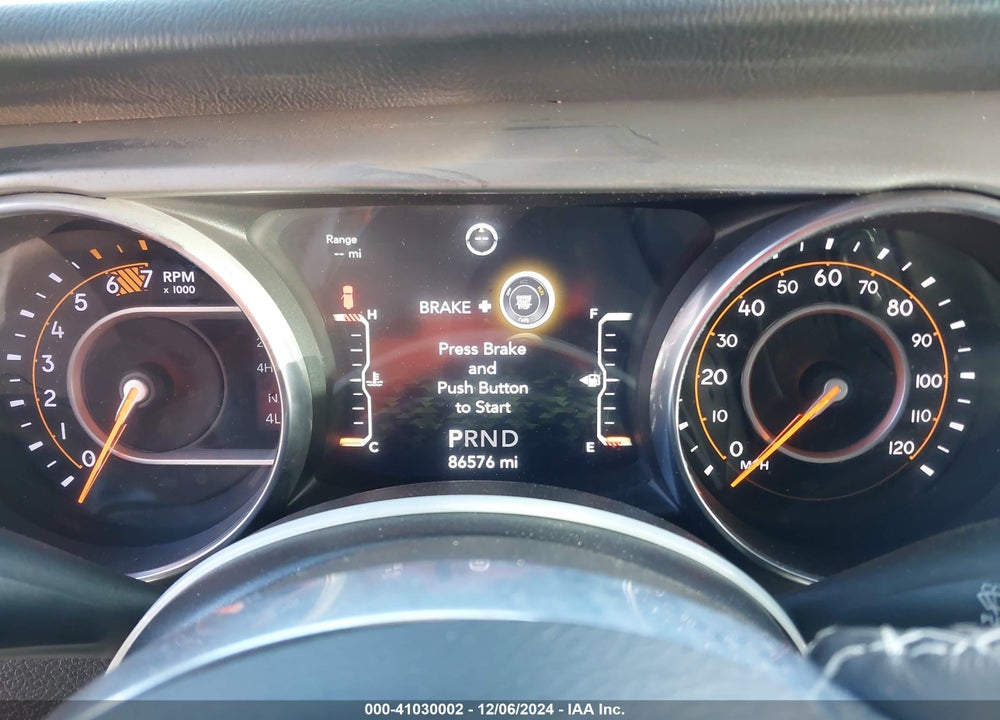 2020 JEEP WRANGLER UNLIMITED SAHARA 4X4 VIN: 1C4HJXEN2LW221842