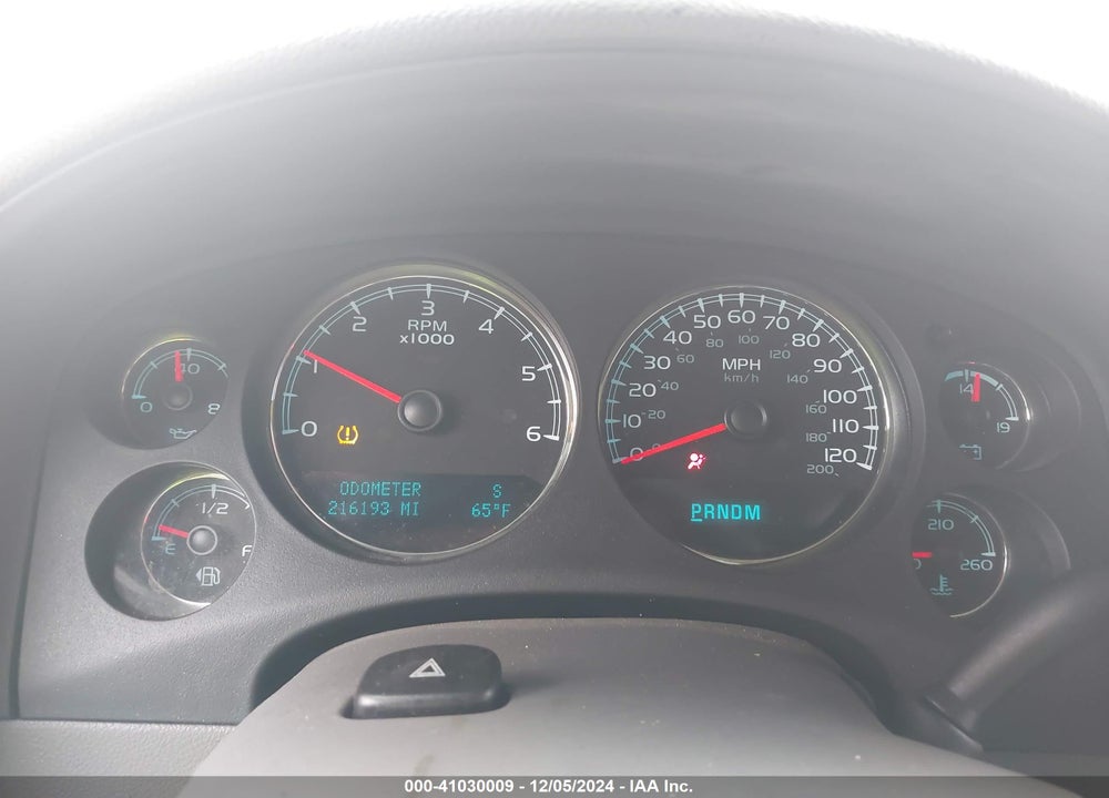 2013 CHEVROLET TAHOE LT VIN: 1GNSCBE02DR309790