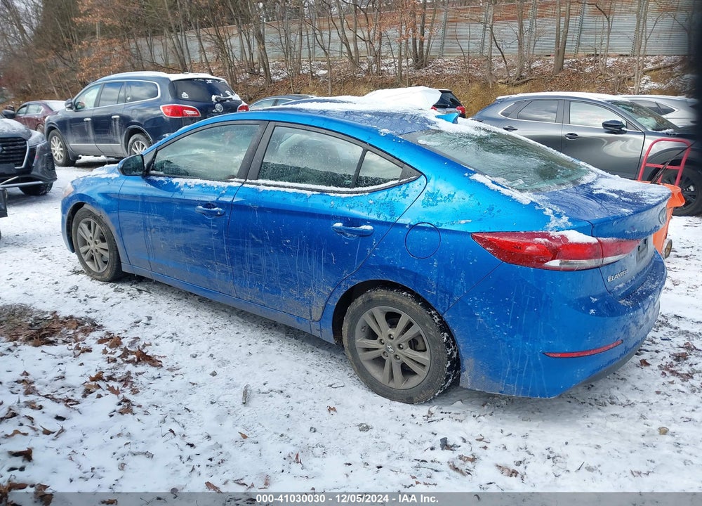 2018 HYUNDAI ELANTRA VIN: 5NPD84LF5JH220725