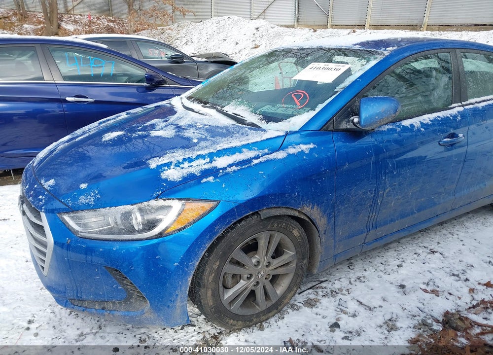 2018 HYUNDAI ELANTRA VIN: 5NPD84LF5JH220725