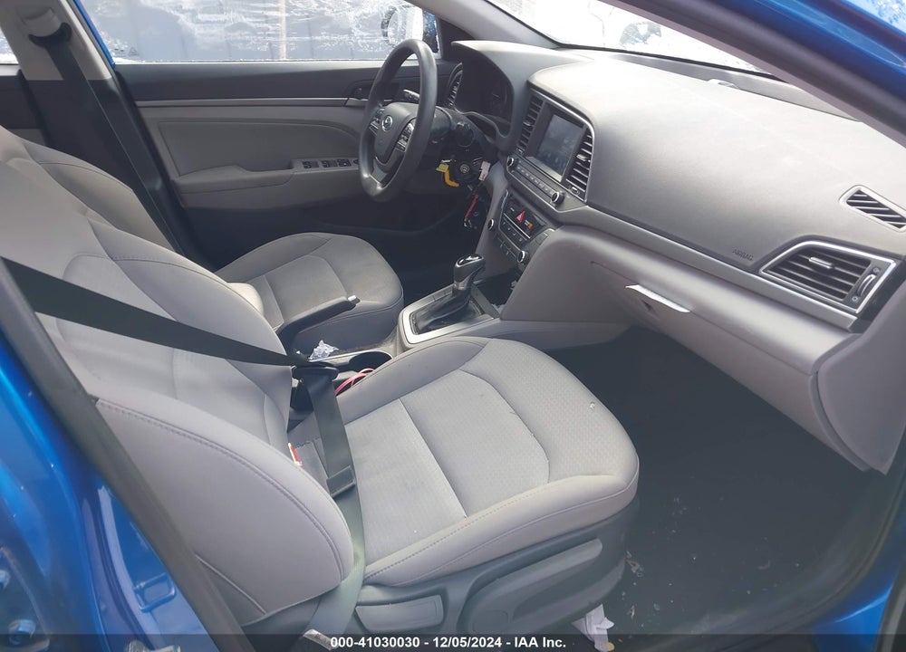 2018 HYUNDAI ELANTRA VIN: 5NPD84LF5JH220725
