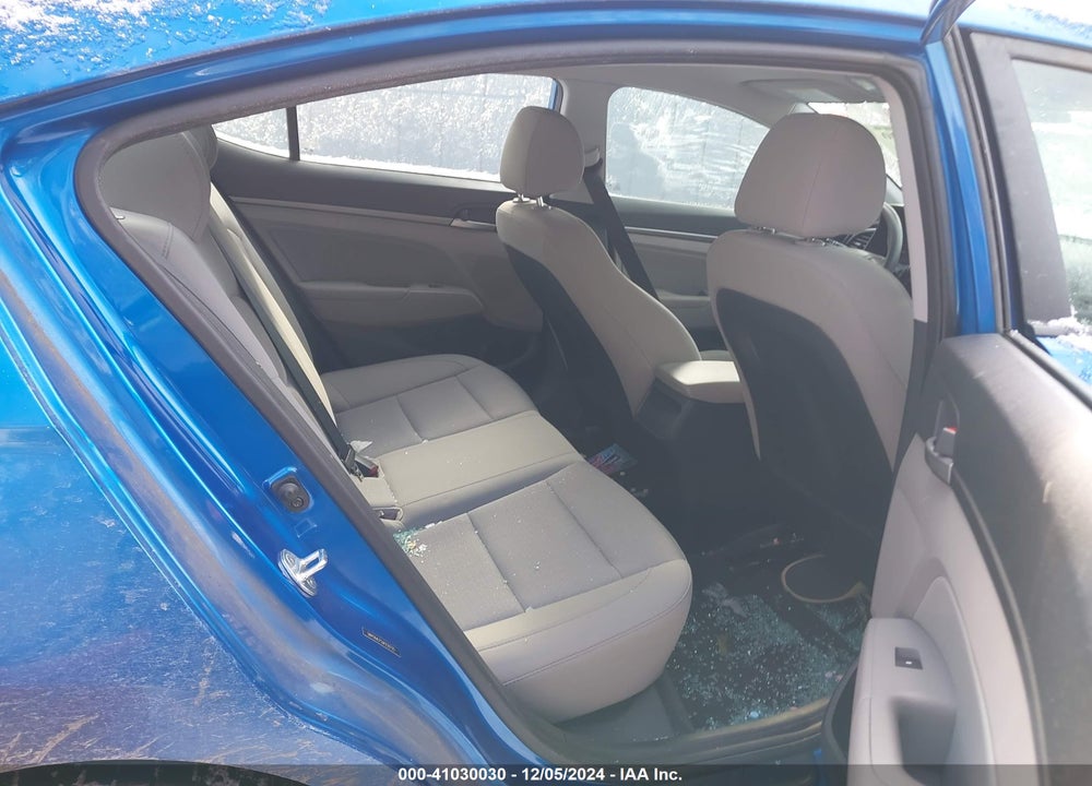 2018 HYUNDAI ELANTRA VIN: 5NPD84LF5JH220725