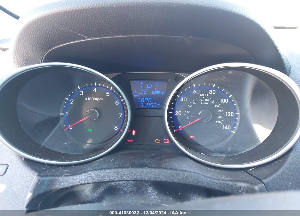 2010 HYUNDAI TUCSON GLS VIN: KM8JU3AC0AU094549
