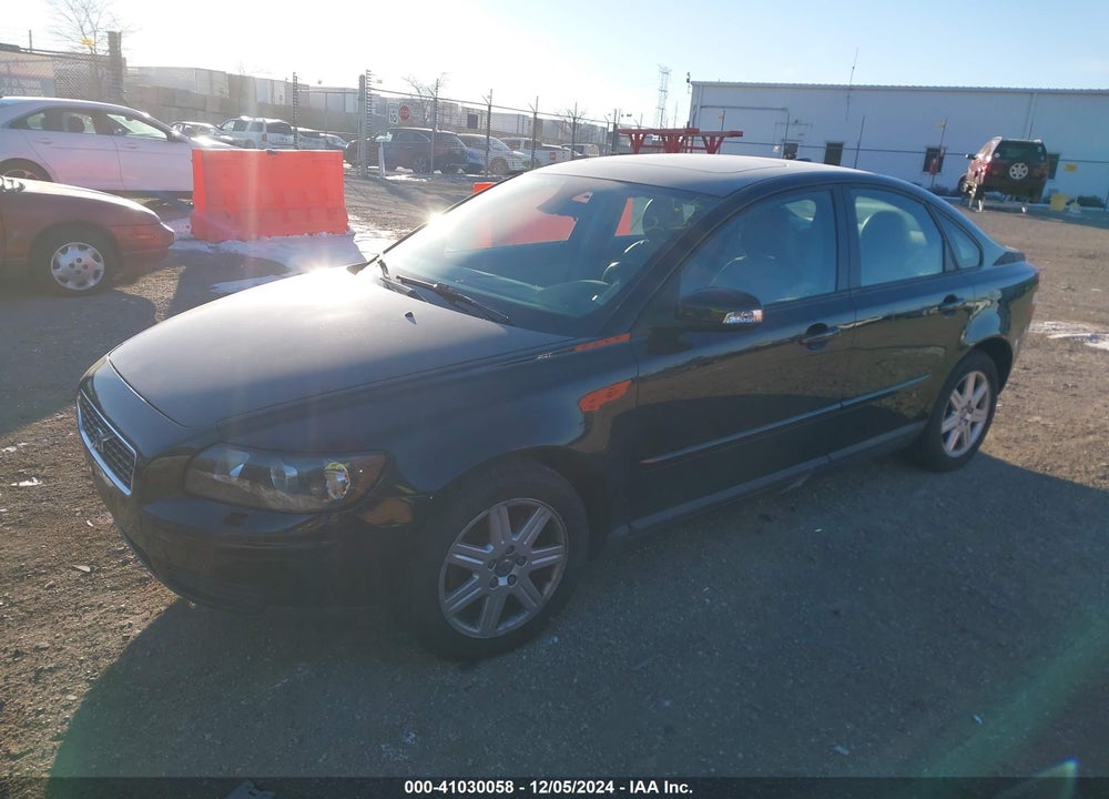 2007 VOLVO S40 2.4I VIN: YV1MS382572250782