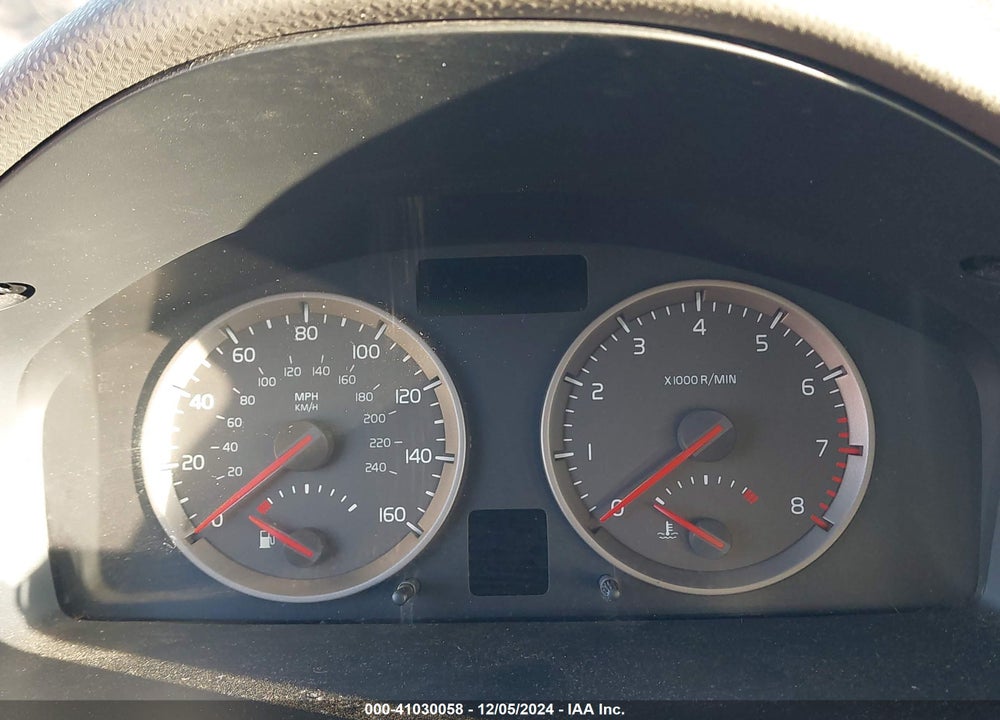2007 VOLVO S40 2.4I VIN: YV1MS382572250782