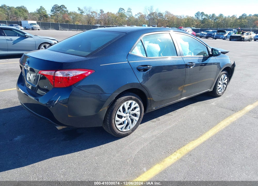 2018 TOYOTA COROLLA LE VIN: 5YFBURHE1JP850762