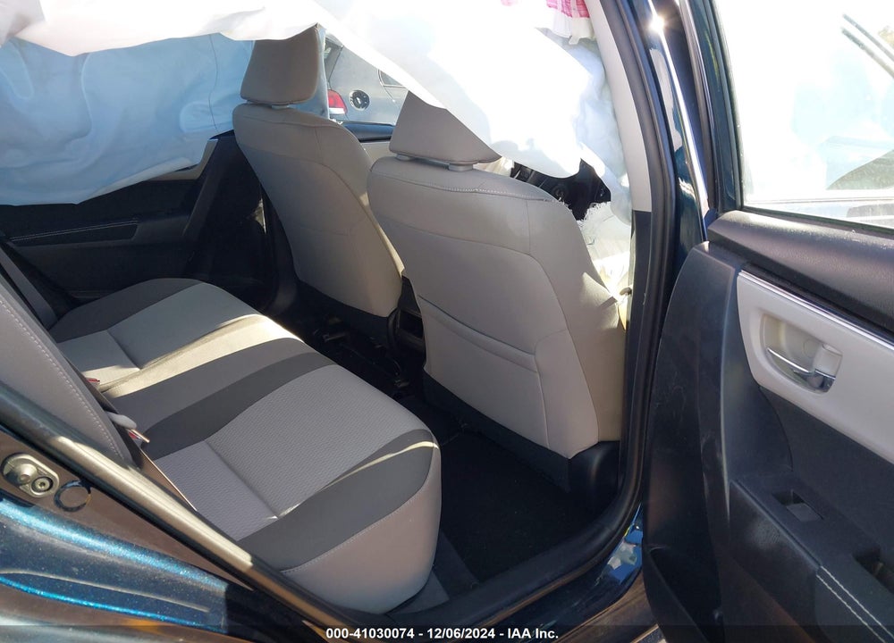 2018 TOYOTA COROLLA LE VIN: 5YFBURHE1JP850762