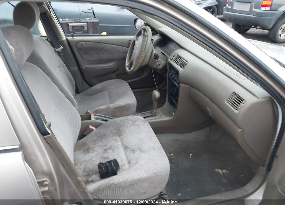1998 CHEVROLET PRIZM VIN: 1Y1SK5286WZ407968