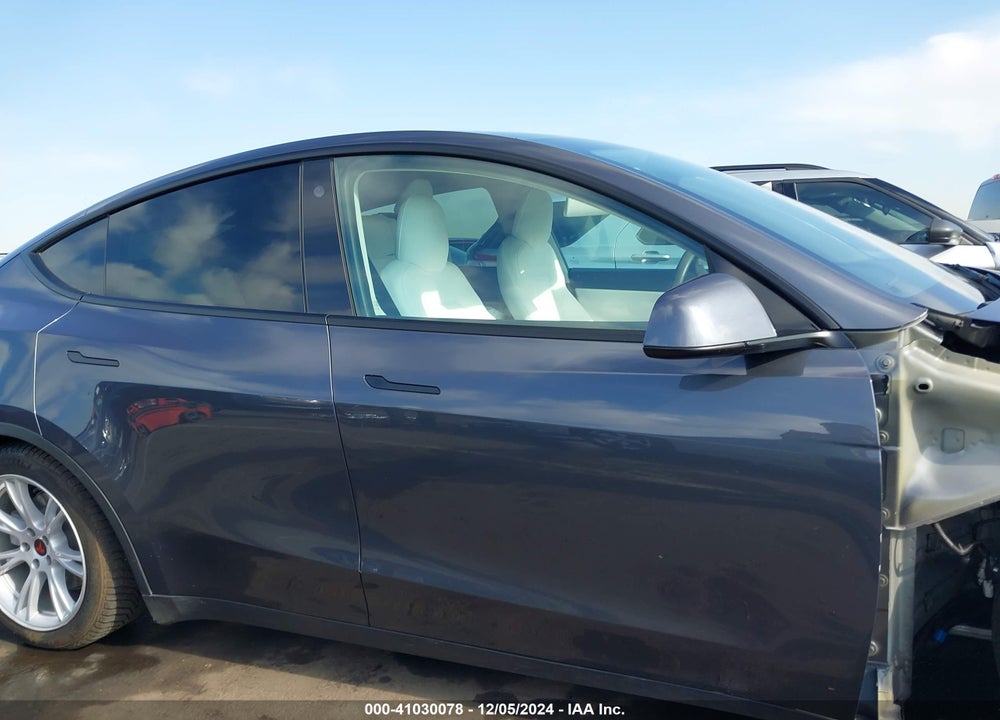 2021 TESLA MODEL Y LONG RANGE DUAL MOTOR ALL-WHEEL DRIVE VIN: 5YJYGAEE1MF157441