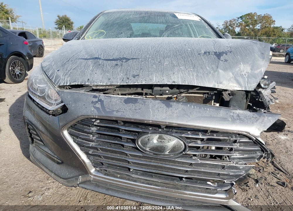 2018 HYUNDAI SONATA LIMITED VIN: 5NPE34AF3JH611555