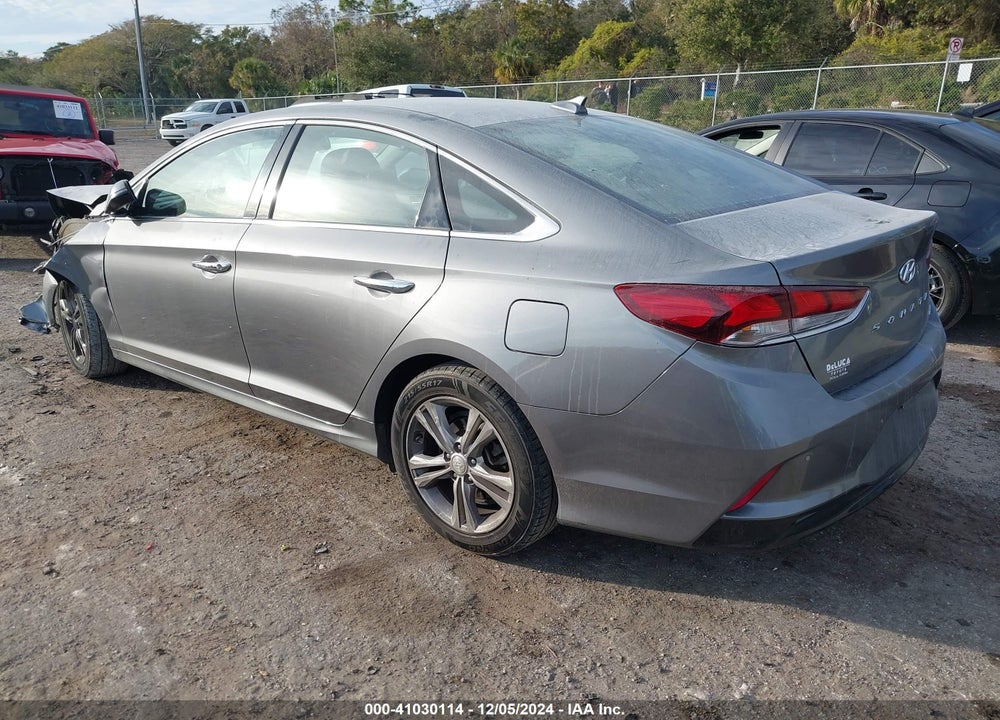 2018 HYUNDAI SONATA LIMITED VIN: 5NPE34AF3JH611555