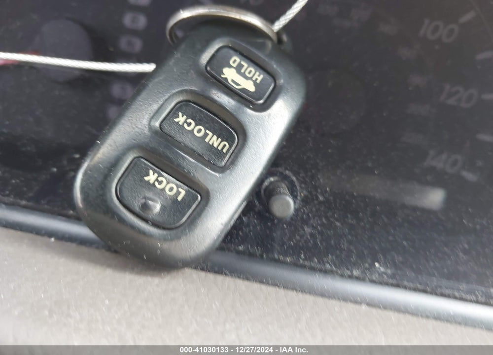 2005 TOYOTA CAMRY LE VIN: 4T1BE32K75U103258