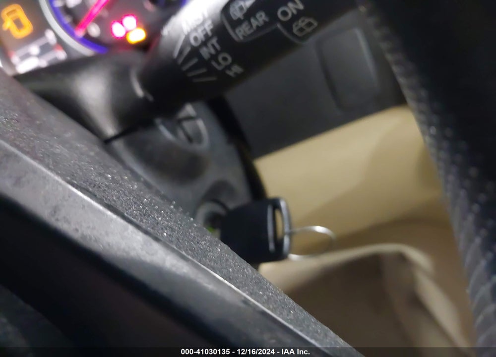 2007 HONDA CR-V LX VIN: JHLRE38307C015604