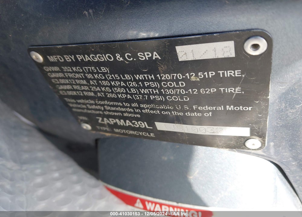 2018 VESPA GTS 300 SUPER VIN: ZAPMA39L1J5100320