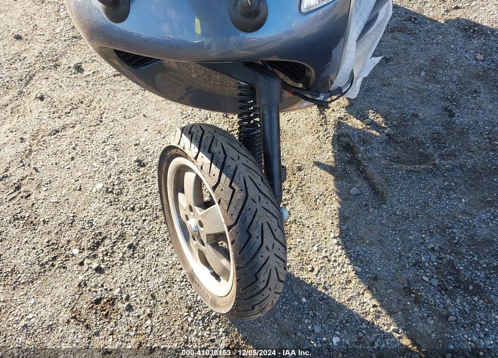 2018 VESPA GTS 300 SUPER VIN: ZAPMA39L1J5100320