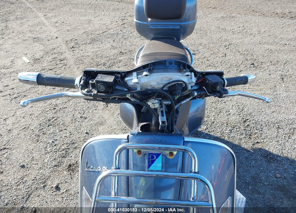 2018 VESPA GTS 300 SUPER VIN: ZAPMA39L1J5100320