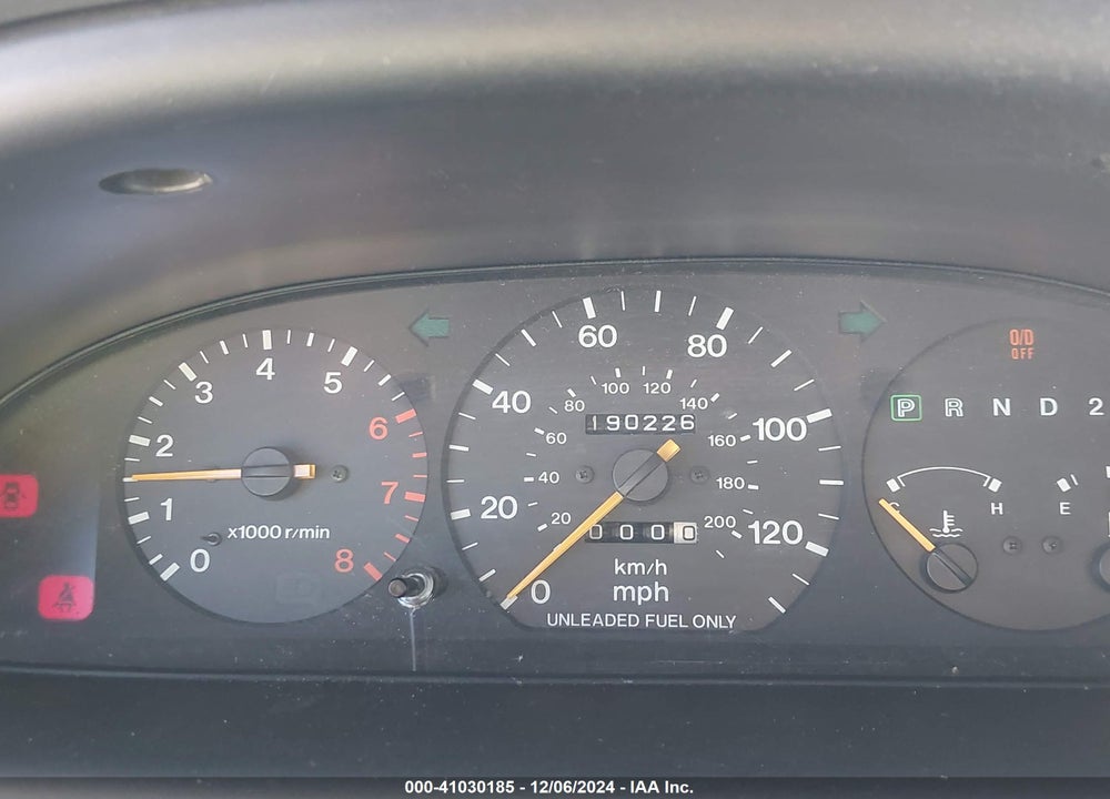1998 MAZDA MPV ES/LX VIN: JM3LV5223W0841353