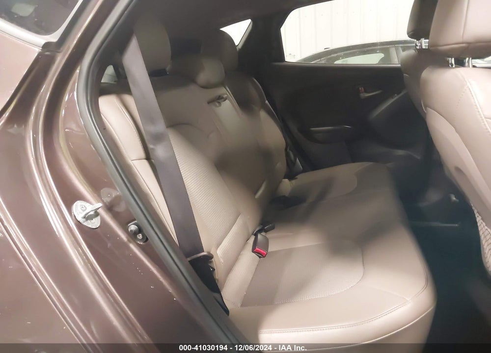 2014 HYUNDAI TUCSON SE VIN: KM8JU3AG1EU803370