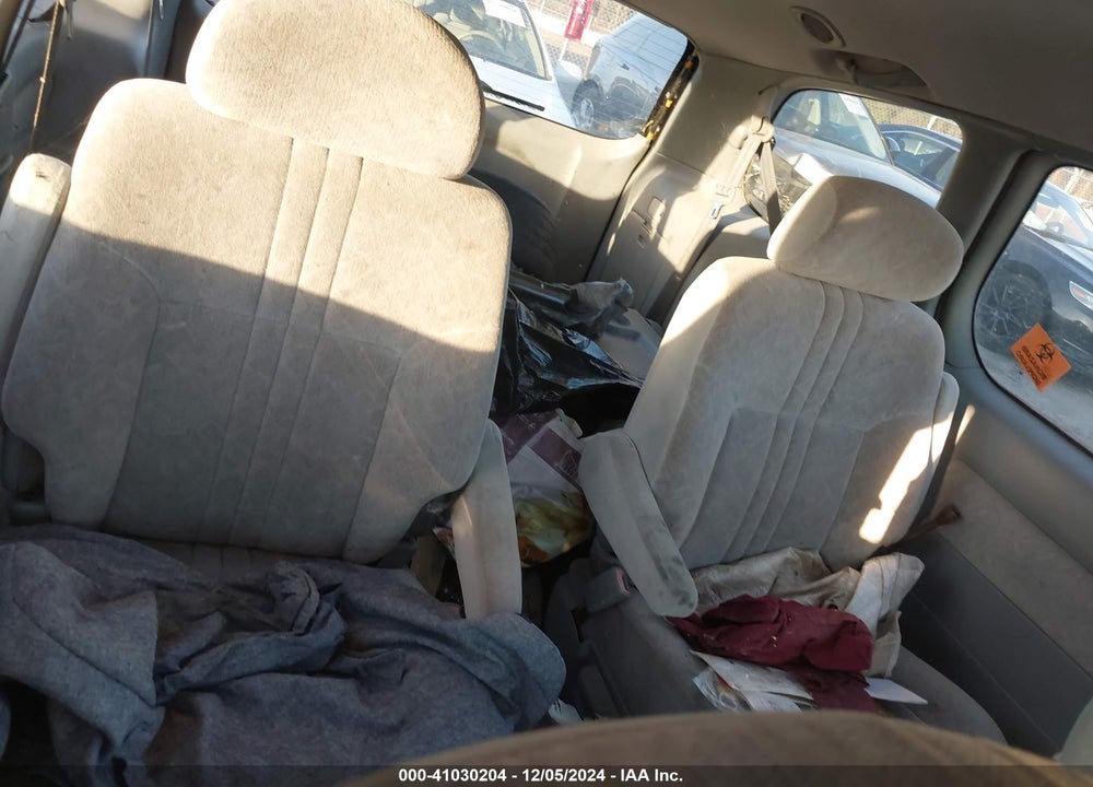 2000 TOYOTA SIENNA LE VIN: 4T3ZF13C4YU193696