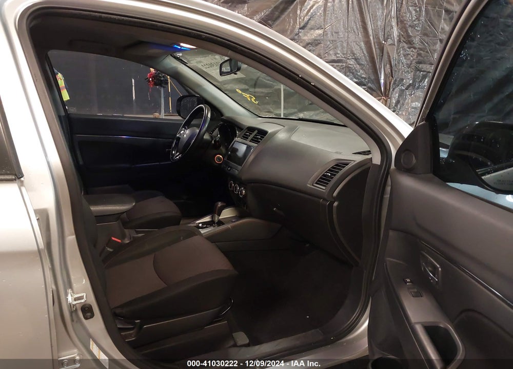 2019 MITSUBISHI OUTLANDER SPORT 2.0 LE VIN: JA4AR3AU0KU014550
