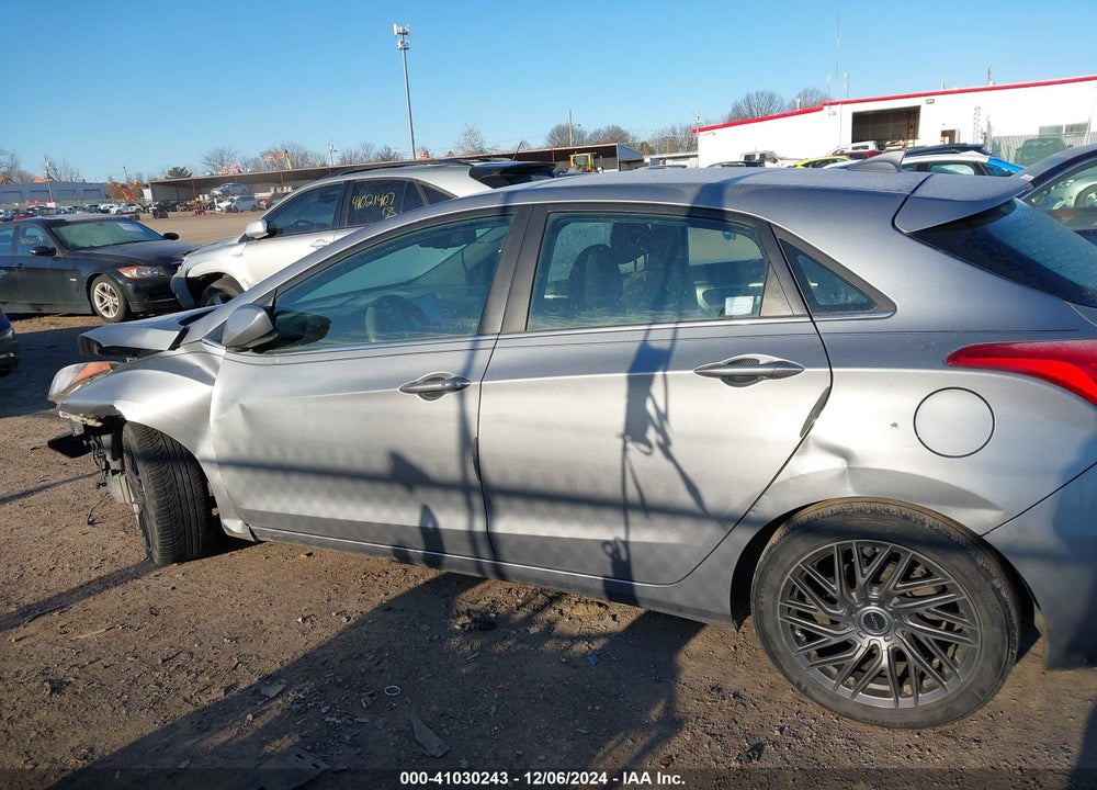 2013 HYUNDAI ELANTRA GT VIN: KMHD35LE2DU122494
