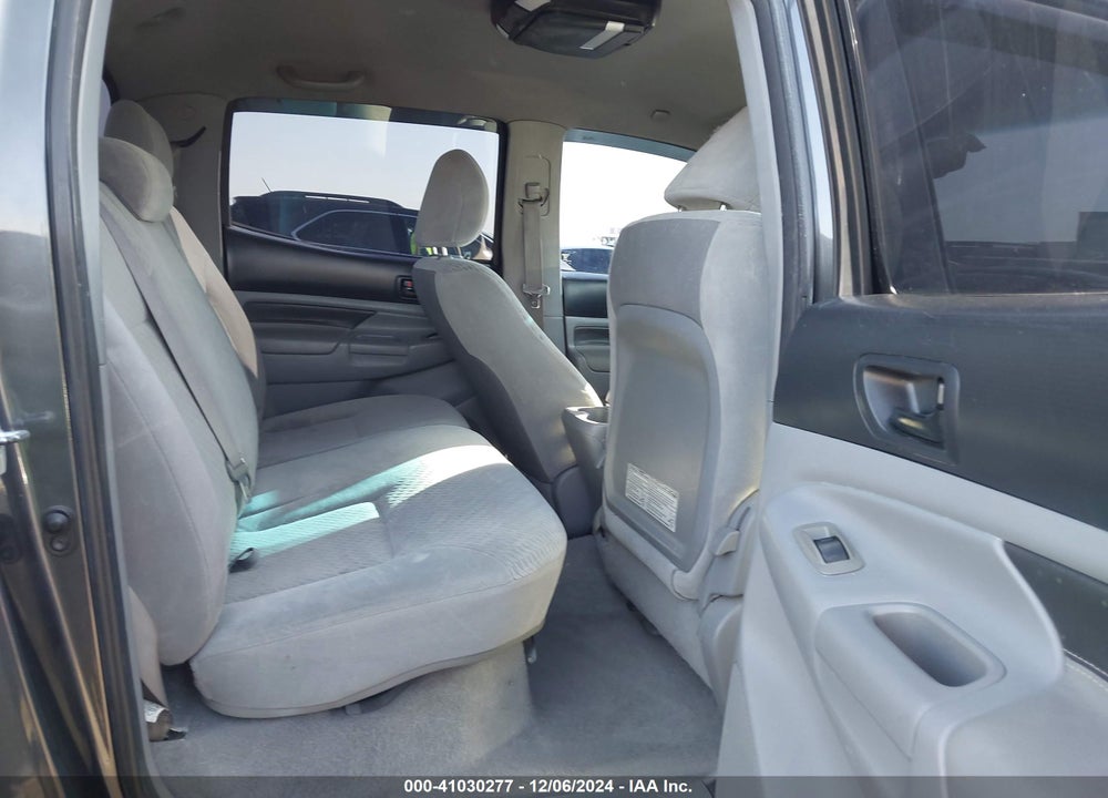 2011 TOYOTA TACOMA DOUBLE CAB PRERUNNER VIN: 3TMJU4GN2BM114745