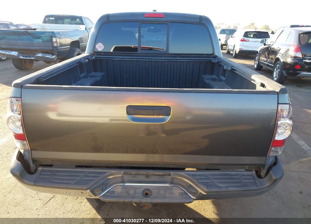 2011 TOYOTA TACOMA DOUBLE CAB PRERUNNER VIN: 3TMJU4GN2BM114745