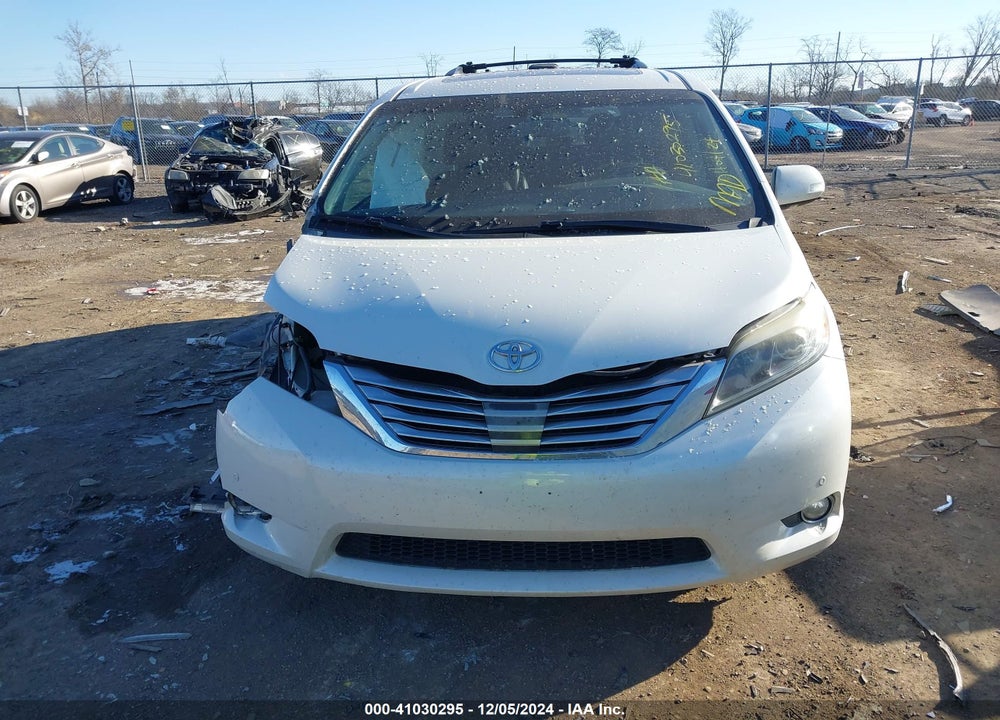 2017 TOYOTA SIENNA LIMITED PREMIUM 7 PASSENGER VIN: 5TDYZ3DC0HS820215
