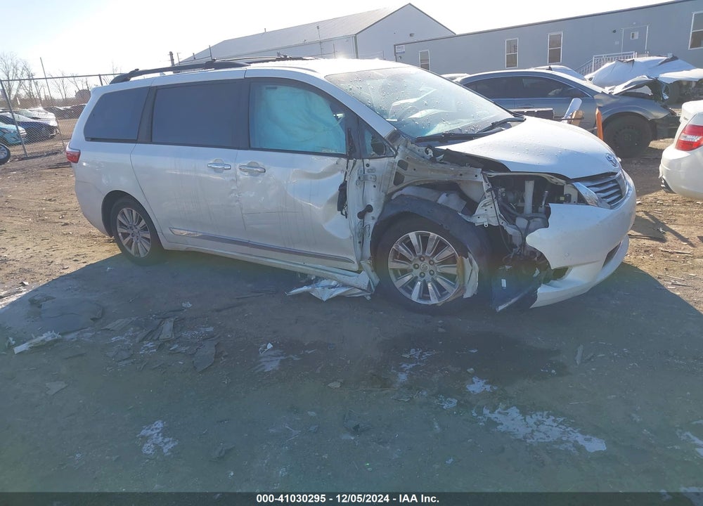 2017 TOYOTA SIENNA LIMITED PREMIUM 7 PASSENGER VIN: 5TDYZ3DC0HS820215