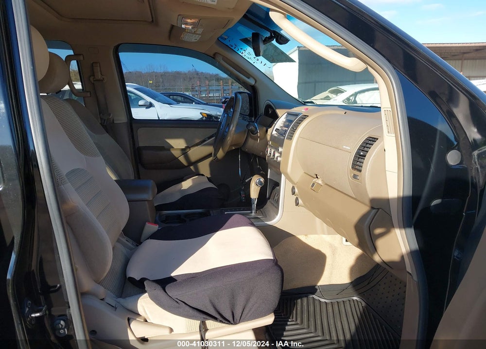 2005 NISSAN PATHFINDER SE VIN: 5N1AR18U95C787801