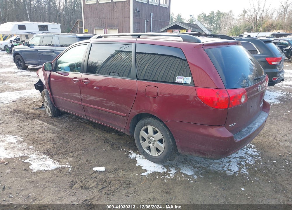 2008 TOYOTA SIENNA XLE VIN: 5TDZK22C38S144915