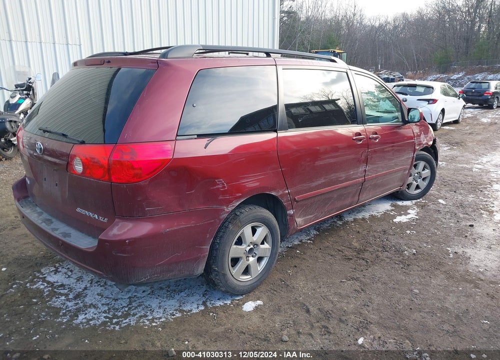 2008 TOYOTA SIENNA XLE VIN: 5TDZK22C38S144915