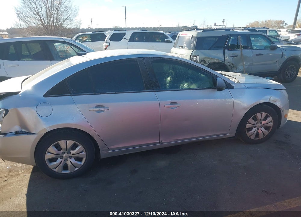 2014 CHEVROLET CRUZE VIN: 1G1PA5SH0E7307297