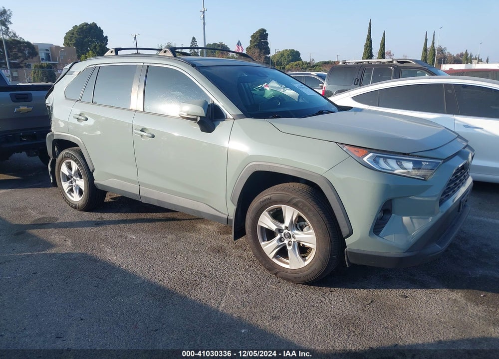 2020 TOYOTA RAV4 XLE VIN: 2T3W1RFV0LW063985