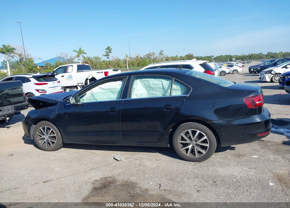 2017 VOLKSWAGEN JETTA 1.4T SE VIN: 3VWDB7AJ1HM408749