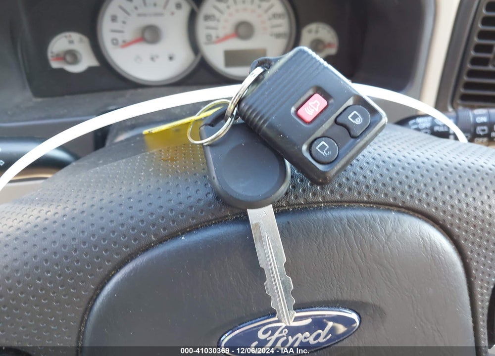 2007 FORD ESCAPE XLS/XLS MANUAL VIN: 1FMYU02Z47KA06879