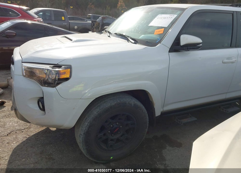2019 TOYOTA 4RUNNER TRD OFF ROAD PREMIUM VIN: JTEBU5JR9K5636246
