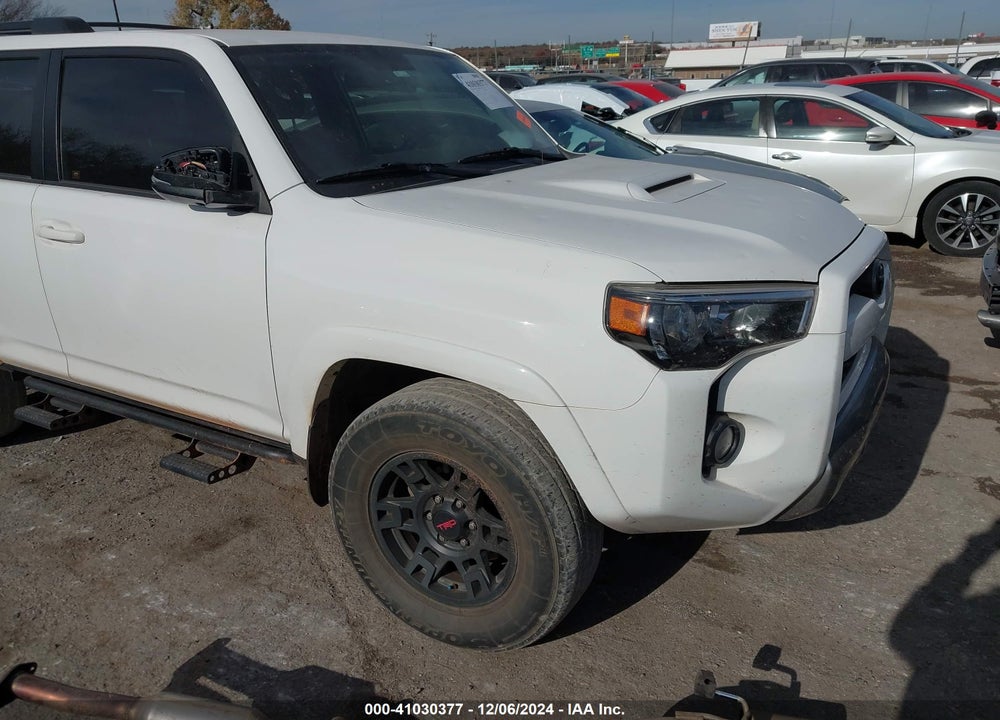 2019 TOYOTA 4RUNNER TRD OFF ROAD PREMIUM VIN: JTEBU5JR9K5636246