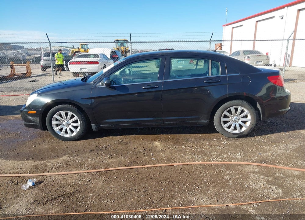 2010 CHRYSLER SEBRING LIMITED VIN: 1C3CC5FB7AN224014