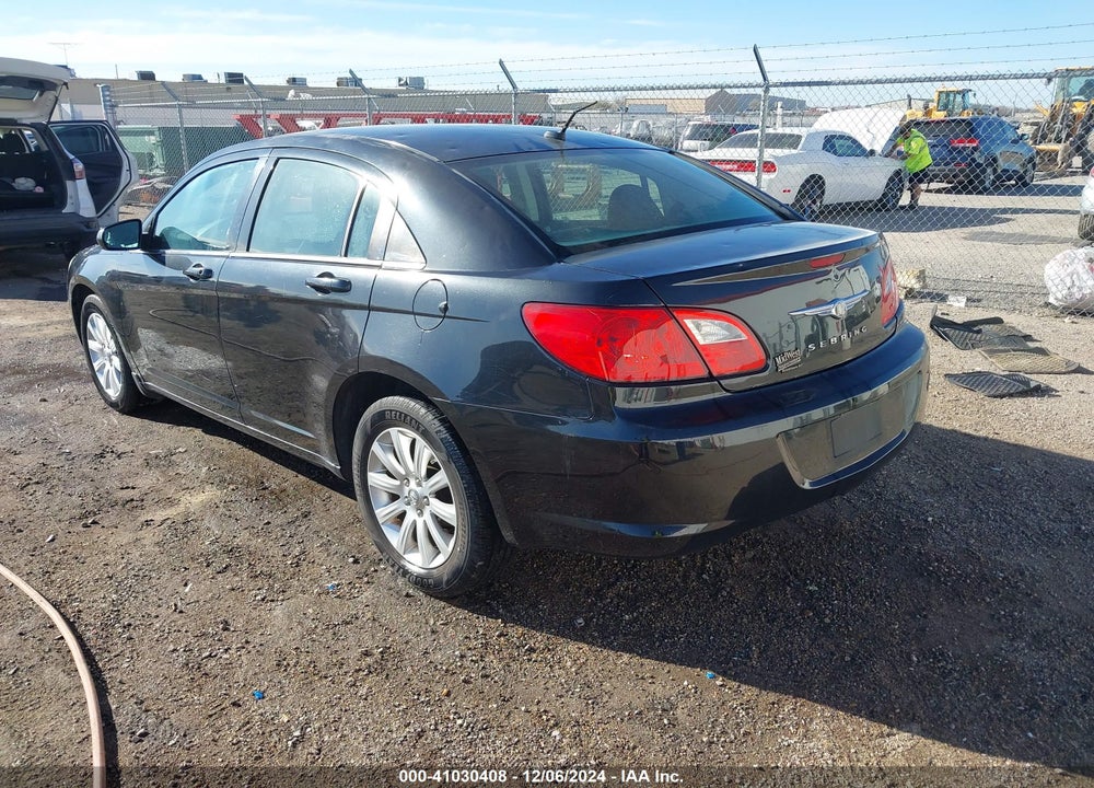 2010 CHRYSLER SEBRING LIMITED VIN: 1C3CC5FB7AN224014