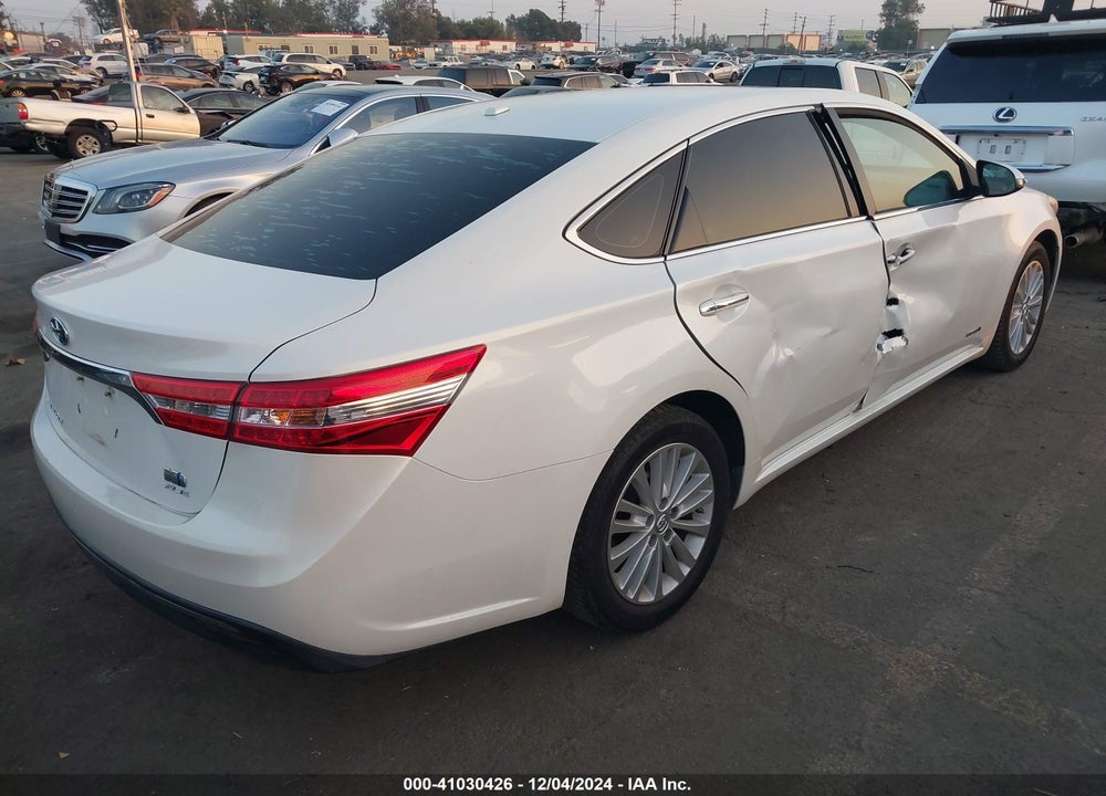 2015 TOYOTA AVALON HYBRID XLE TOURING VIN: 4T1BD1EB3FU040955