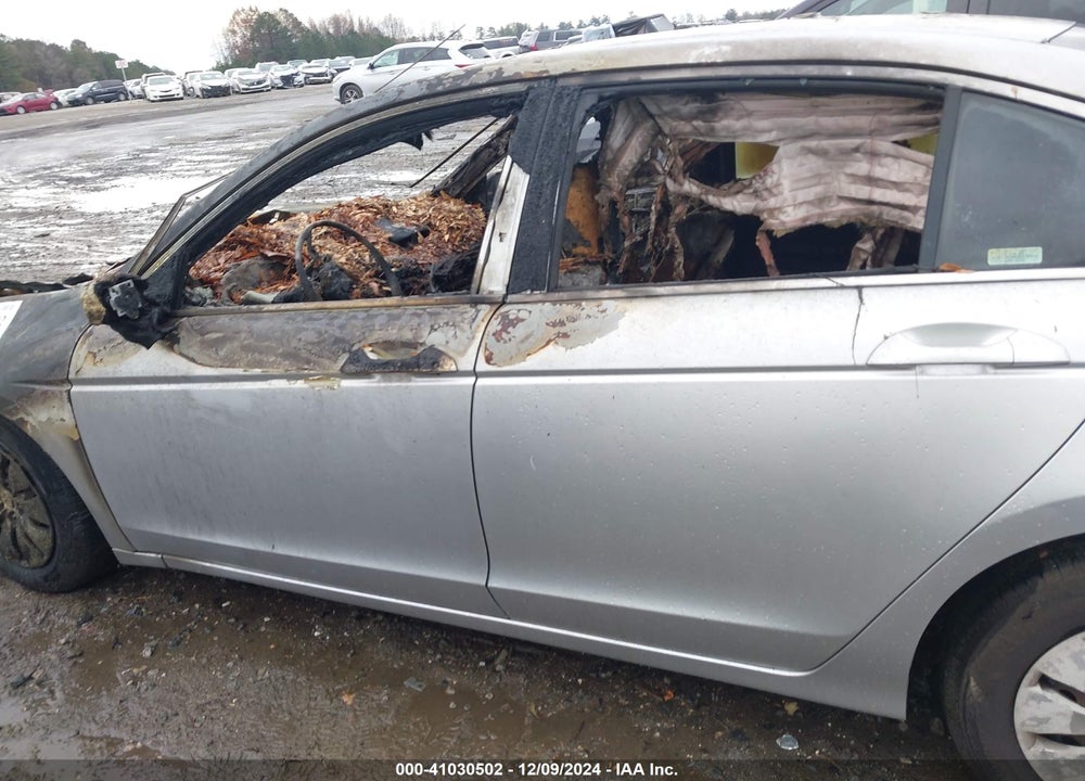 2009 HONDA ACCORD VIN: 1HGCP26319A099992