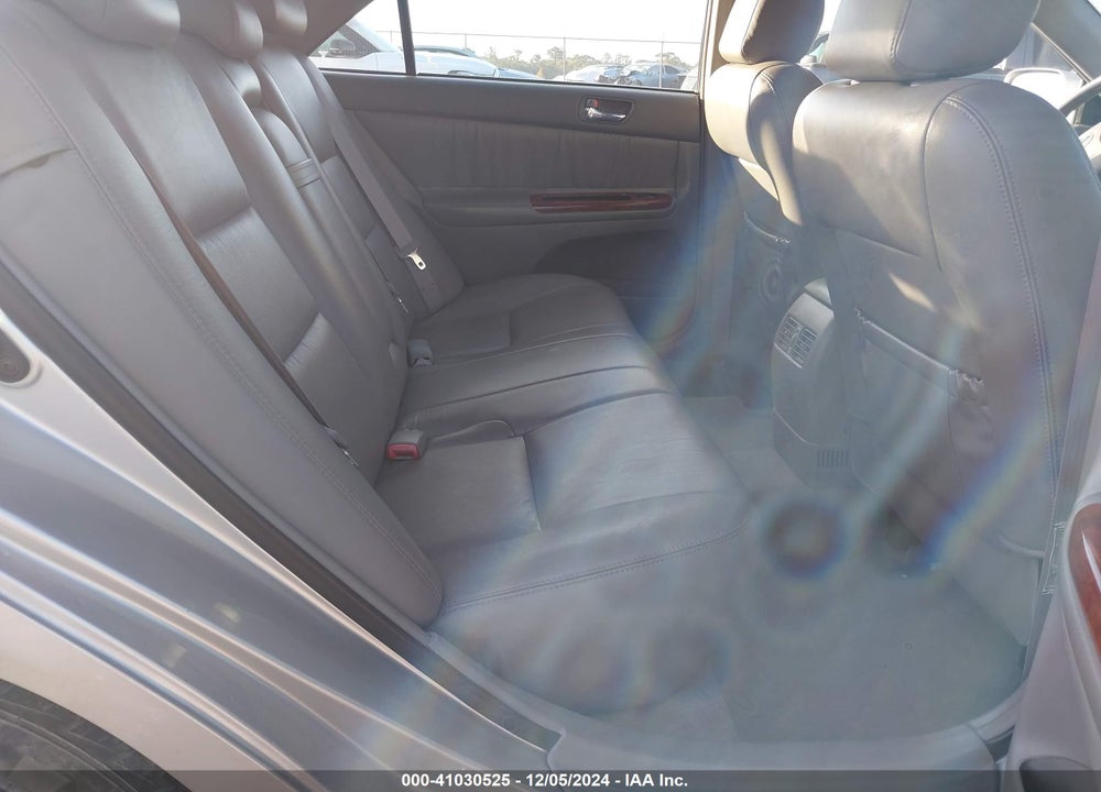 2005 TOYOTA CAMRY XLE V6 VIN: 4T1BF32K55U600175