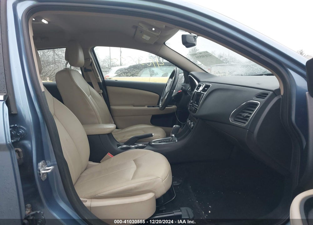 2011 CHRYSLER 200 LIMITED VIN: 1C3BC2FB7BN601517