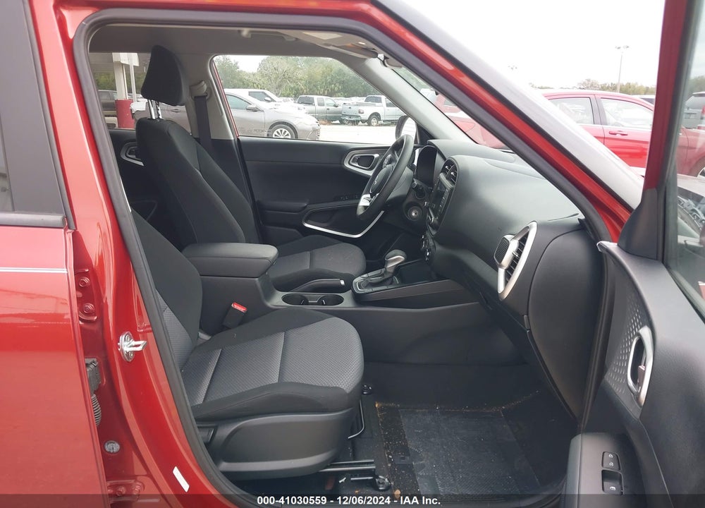2023 KIA SOUL LX VIN: KNDJ23AU8P7859579