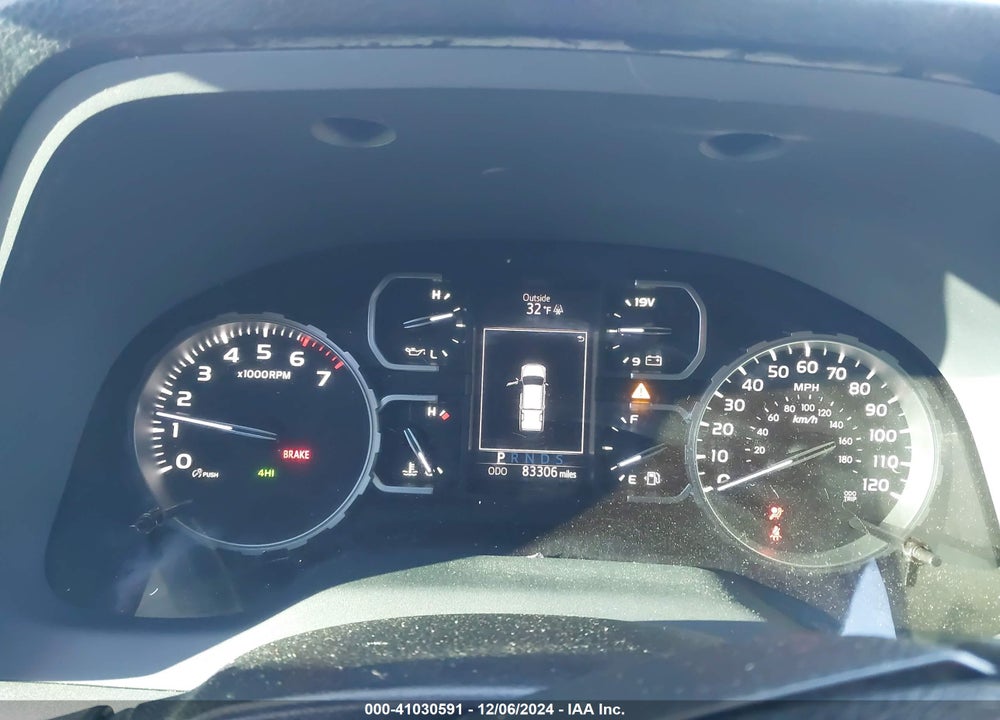 2018 TOYOTA TUNDRA SR5 5.7L V8 VIN: 5TFUY5F11JX719774
