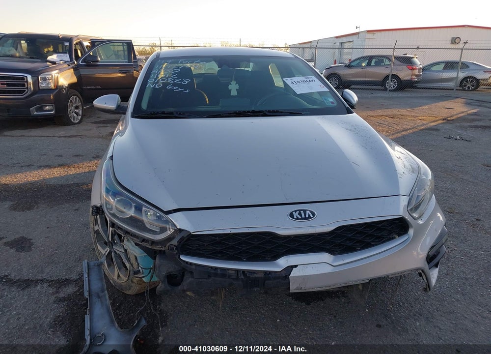 2019 KIA FORTE VIN: 3KPF24AD4KE010828