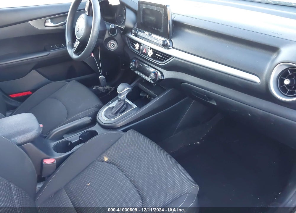 2019 KIA FORTE VIN: 3KPF24AD4KE010828