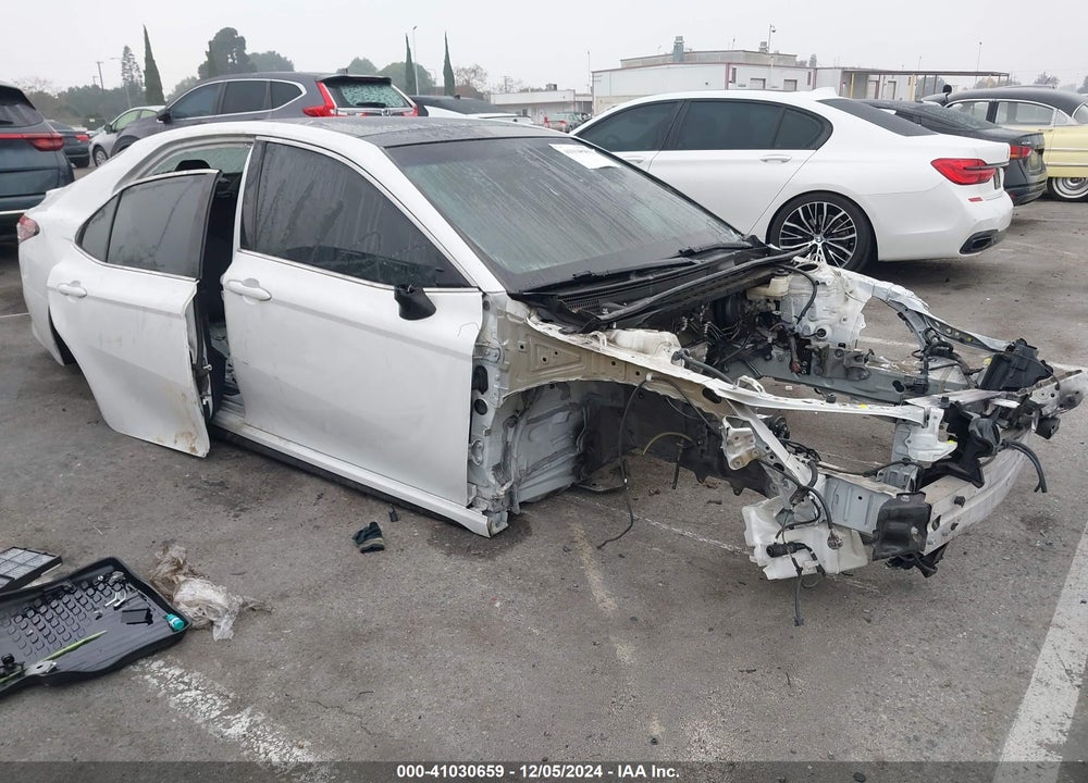 2018 TOYOTA CAMRY XSE VIN: 4T1B61HK2JU129012