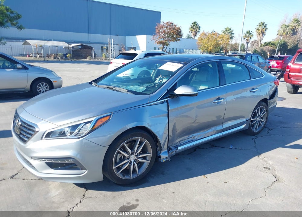 2015 HYUNDAI SONATA SPORT 2.0T VIN: 5NPE34AB0FH057198